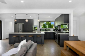Oasis By Khove, Surfers Paradise